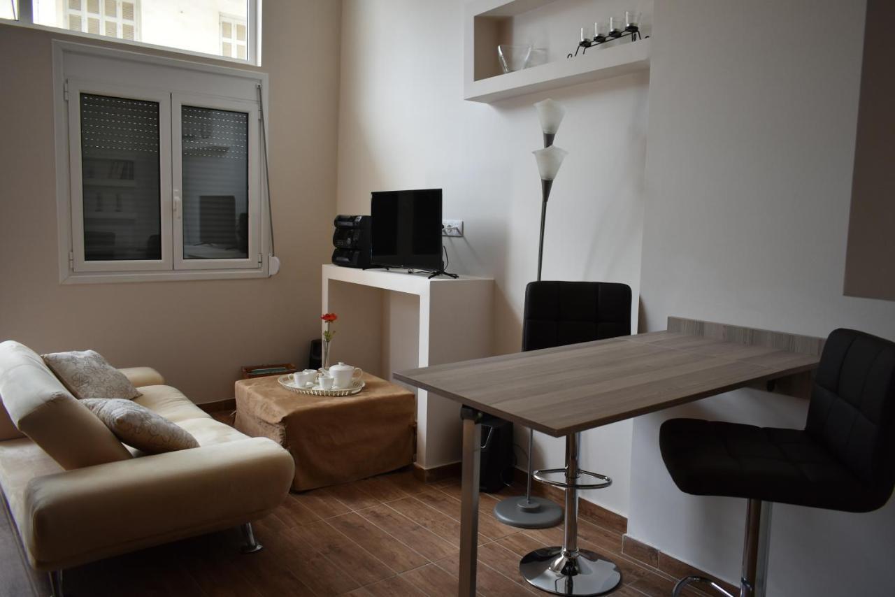 Your Vacation Home In The Center Of Kalamata Luaran gambar